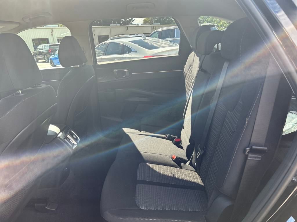 New 2026 Kia Sorento LX FWD image 22