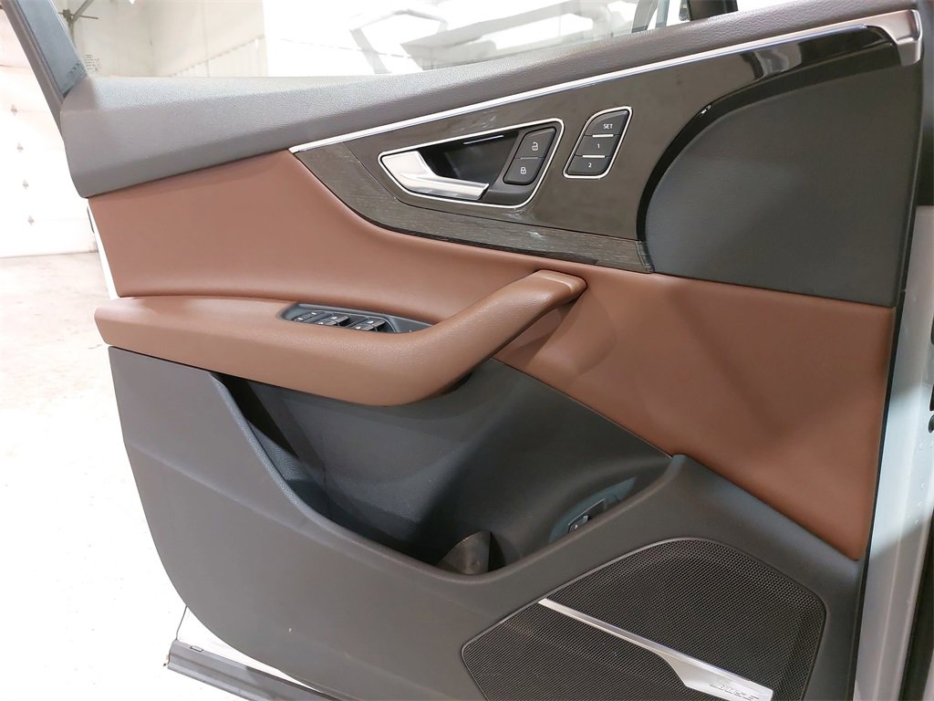 Used 2019 Audi Q7 3.0T Premium Plus w/ Premium Plus Package image 28