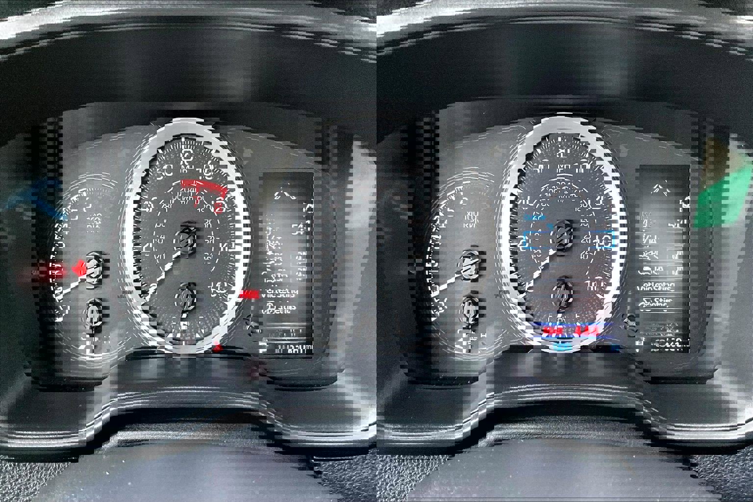 Used 2022 Toyota Corolla LE image 19