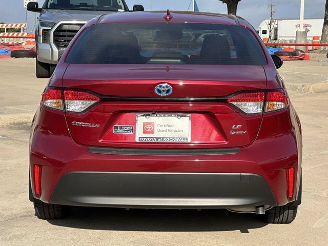 Certified 2025 Toyota Corolla LE FWD image 4