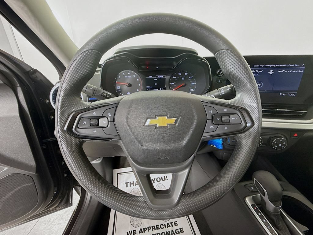 Used 2026 Chevrolet Trax LS FWD image 12