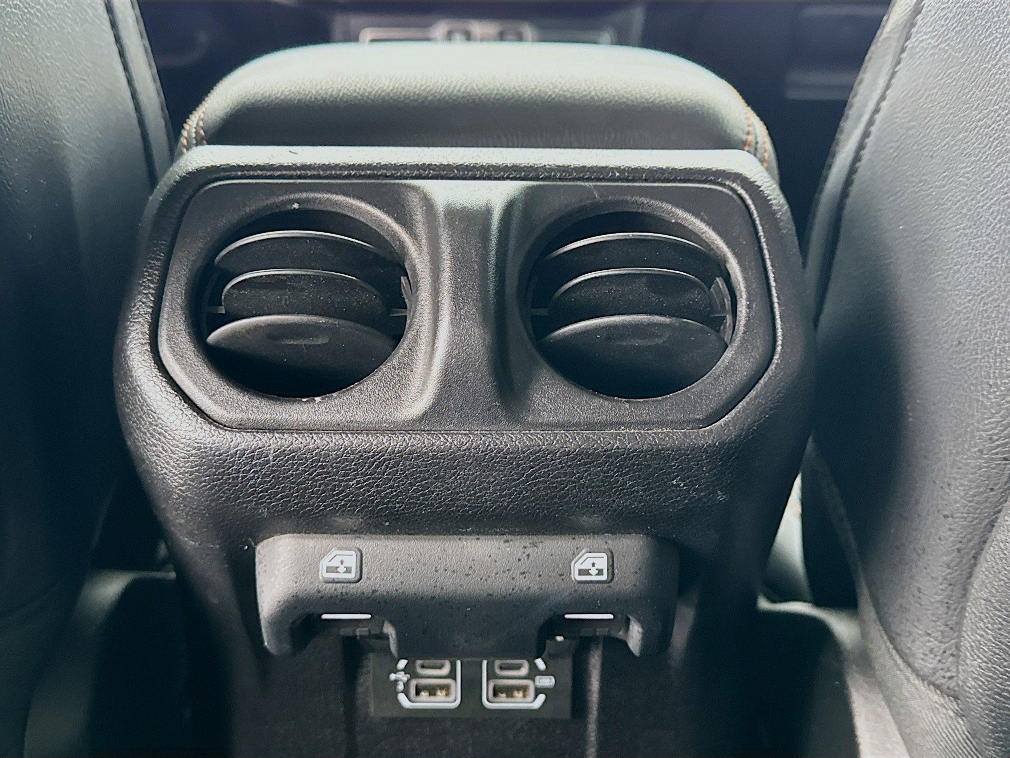 Used 2020 Jeep Gladiator Mojave AWD/4WD image 17