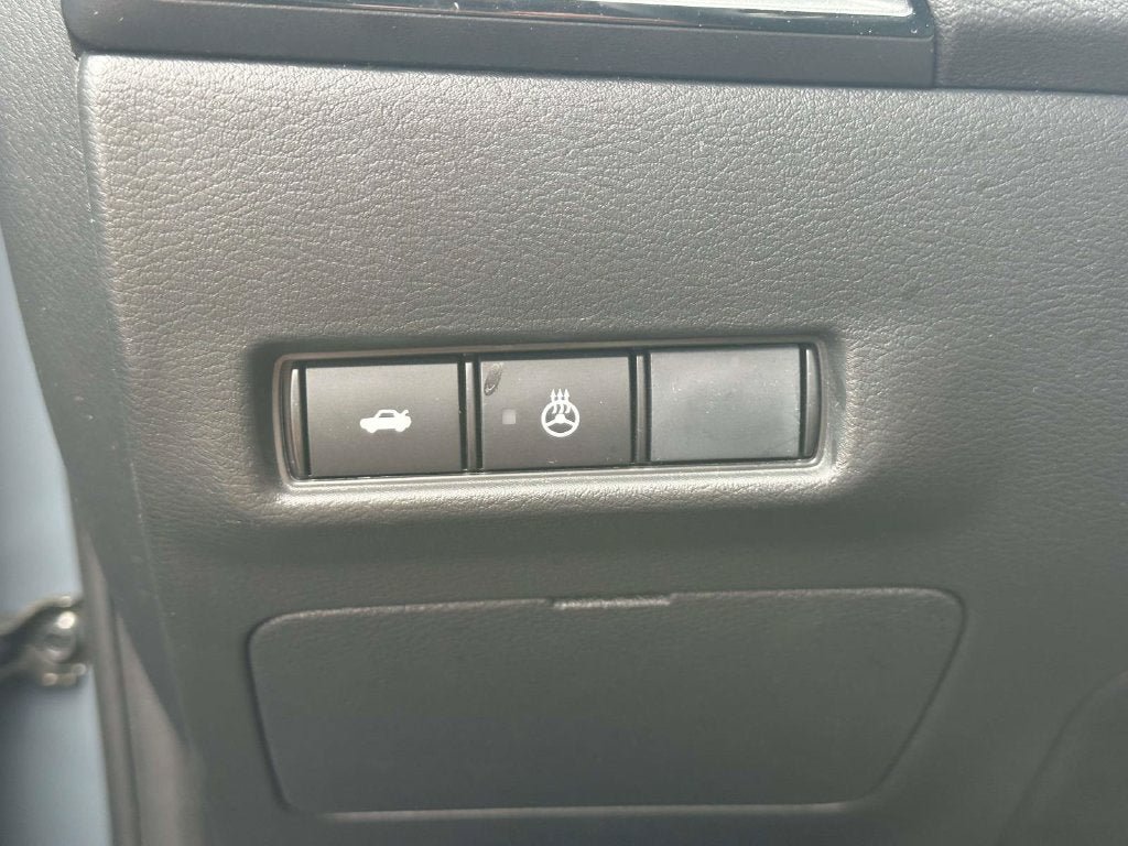 Certified 2026 Nissan Sentra SV w/ SV Convenience Package FWD image 32