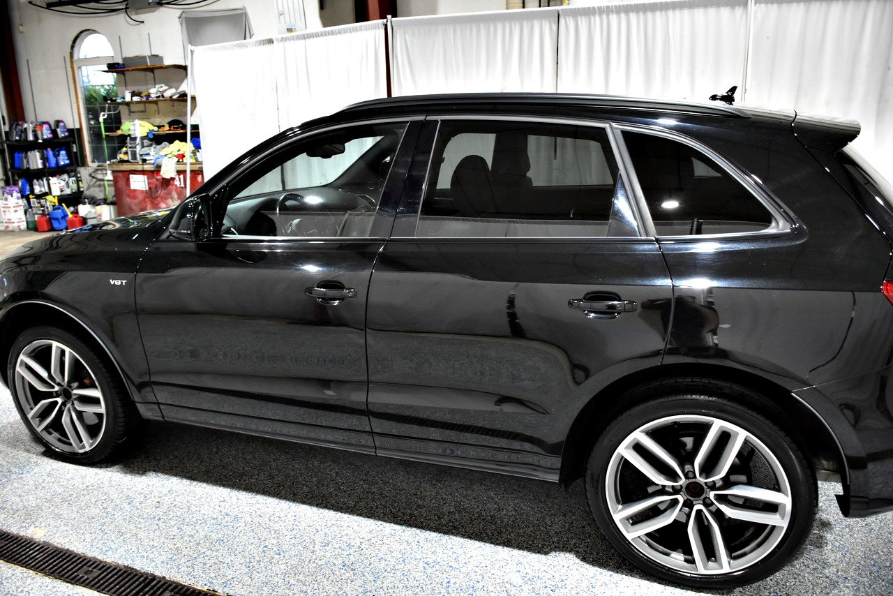Used 2015 Audi SQ5 Premium Plus image 30