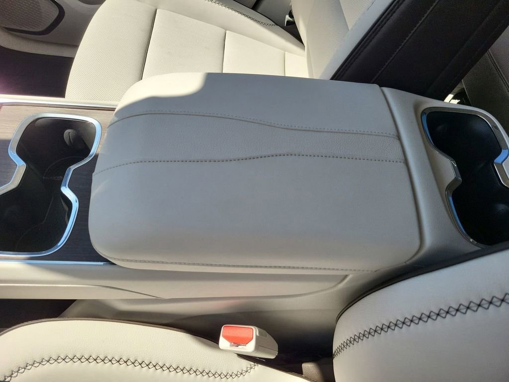 New 2026 GMC Acadia Denali w/ Super Cruise Package image 23