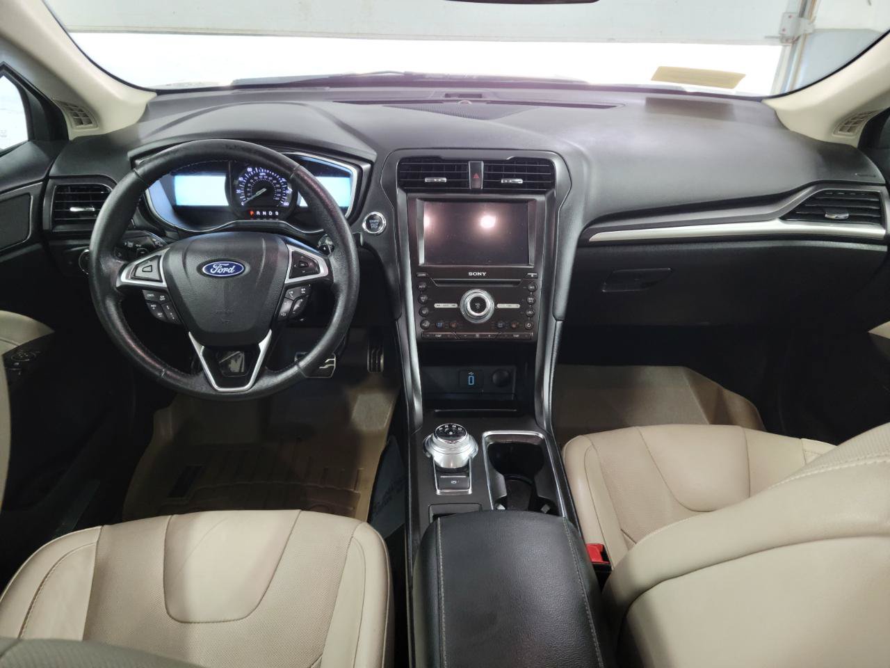 Used 2018 Ford Fusion Titanium AWD/4WD image 21