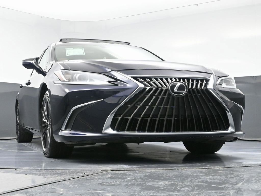 Used 2025 Lexus ES 350 w/ Premium Package image 49