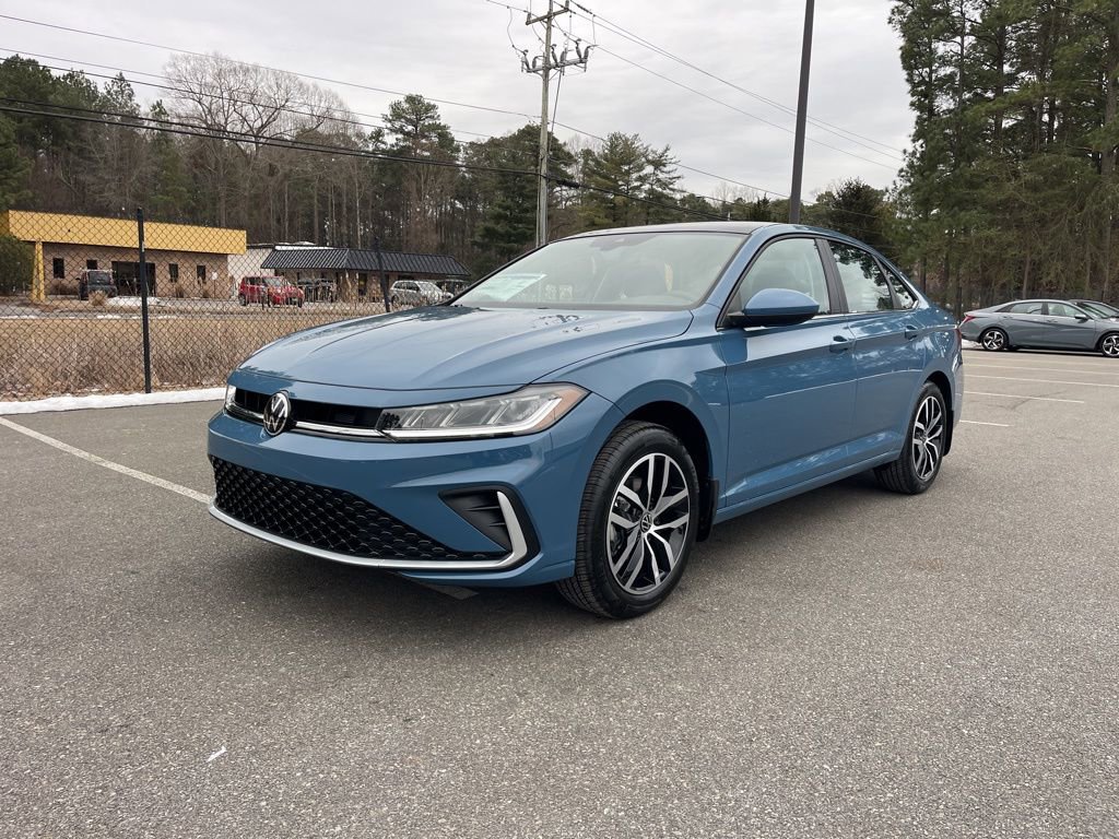 New 2026 Volkswagen Jetta SE FWD image 2