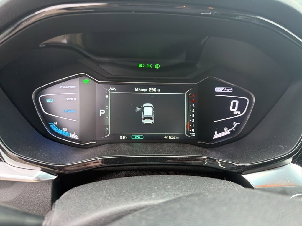 Used 2022 Kia Niro EX FWD image 5