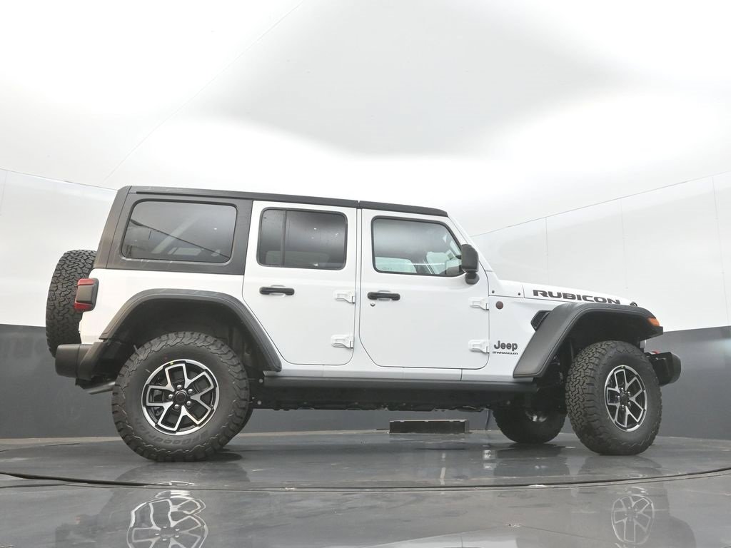 New 2025 Jeep Wrangler Unlimited Rubicon w/ Technology Group image 33