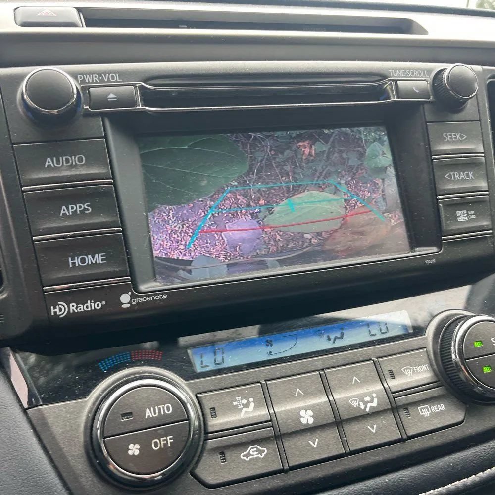 Used 2015 Toyota RAV4 XLE AWD/4WD image 26