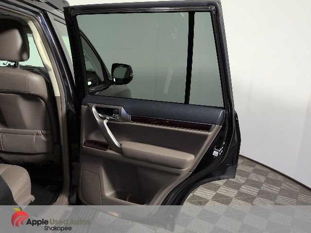 Used 2014 Lexus GX 460 w/ Premium Package AWD/4WD image 36