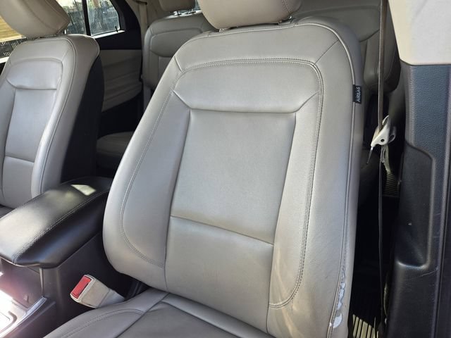 Used 2020 Ford Explorer XLT RWD image 15