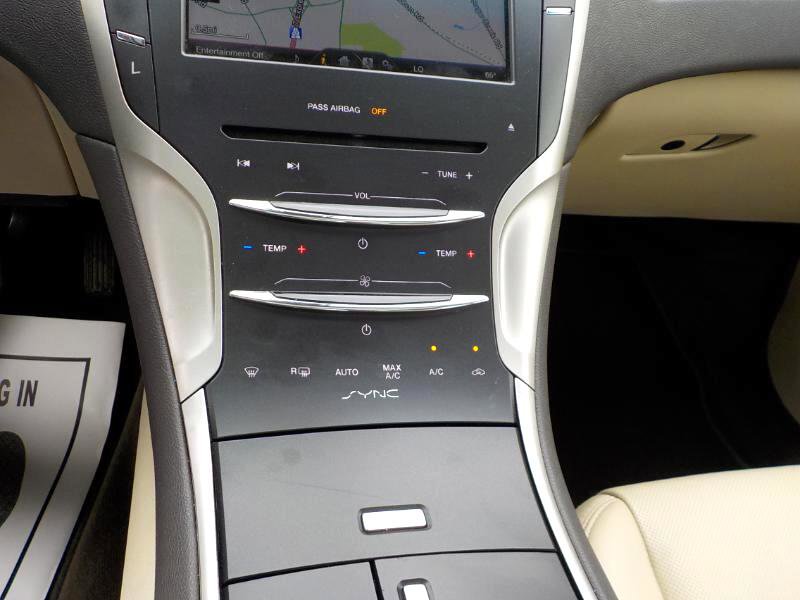 Used 2015 Lincoln MKZ Hybrid w/ Equipment Group 202A Reserve image 14