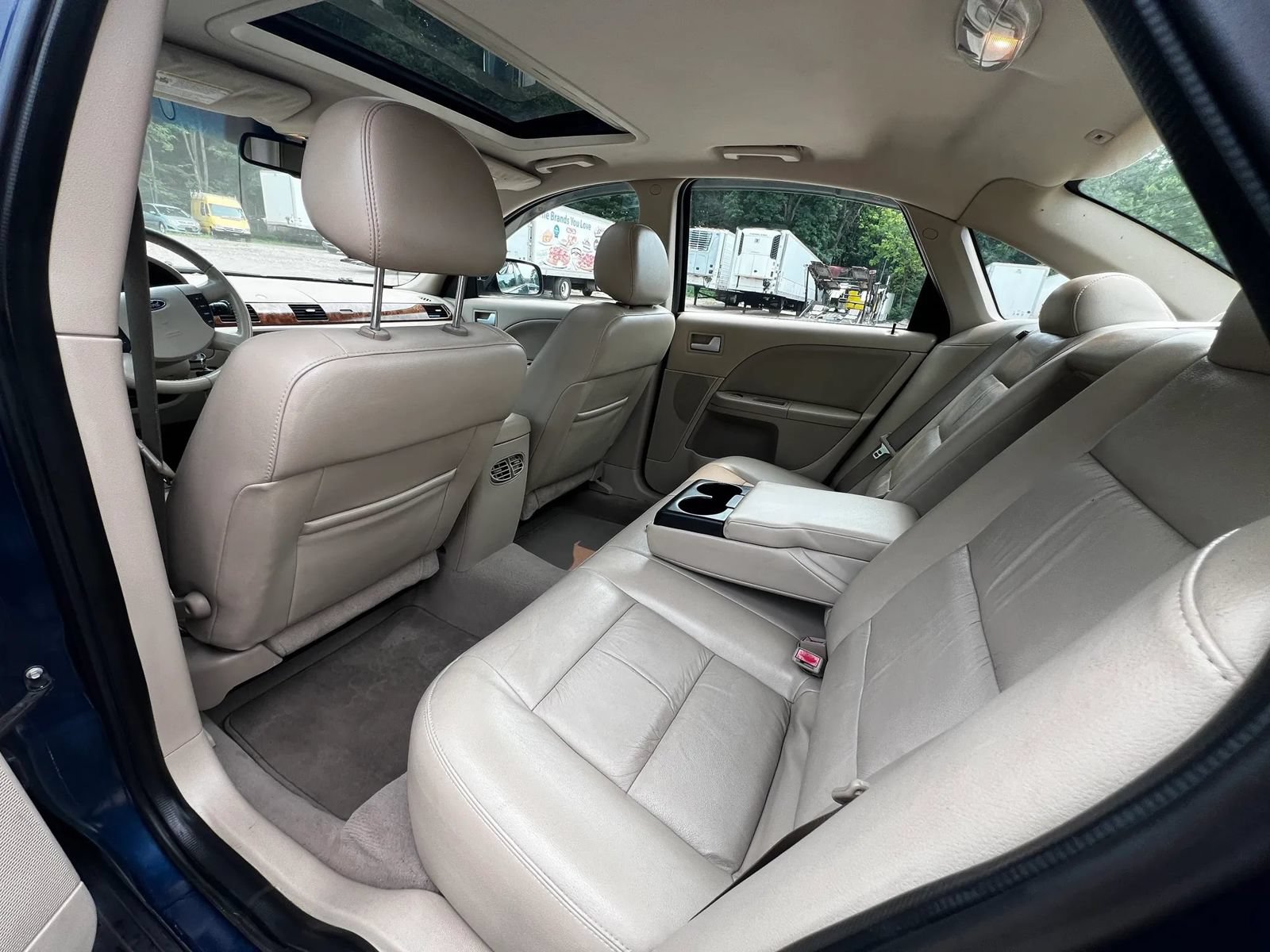 Used 2006 Ford Five Hundred SEL AWD/4WD image 10