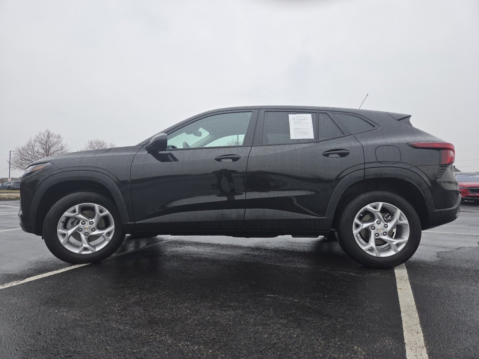 Used 2025 Chevrolet Trax LS w/ LS Convenience Package image 14