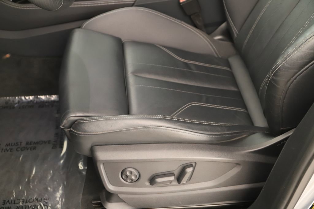 Certified 2024 Audi Q5 e Premium Plus AWD/4WD image 23