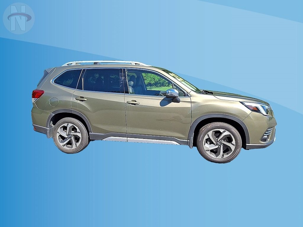 Used 2023 Subaru Forester Touring AWD/4WD image 9