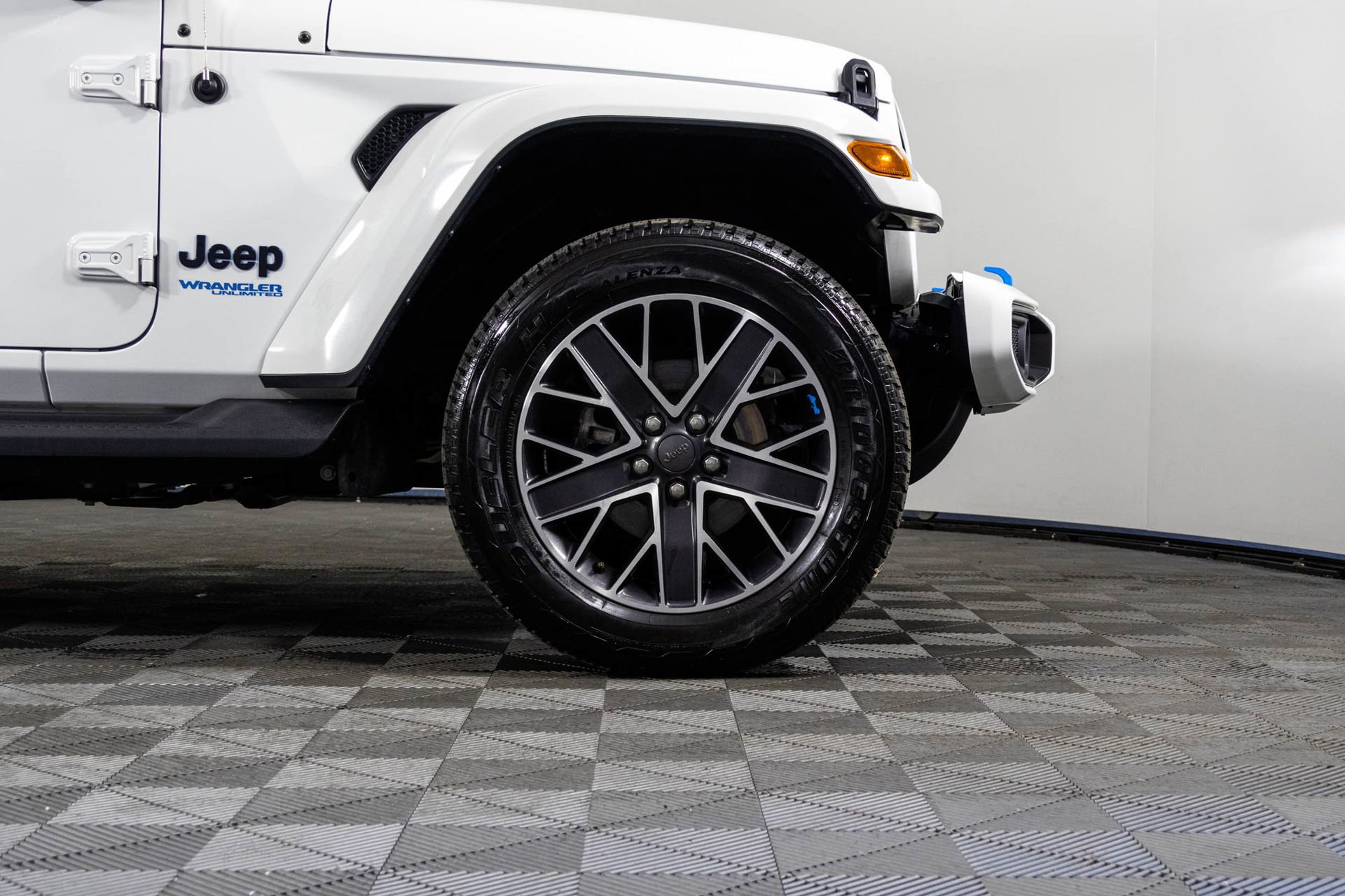 Used 2022 Jeep Wrangler Unlimited Sahara image 45