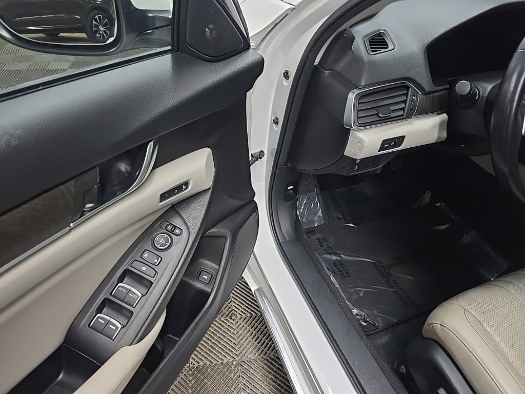 Used 2018 Honda Accord EX-L image 28