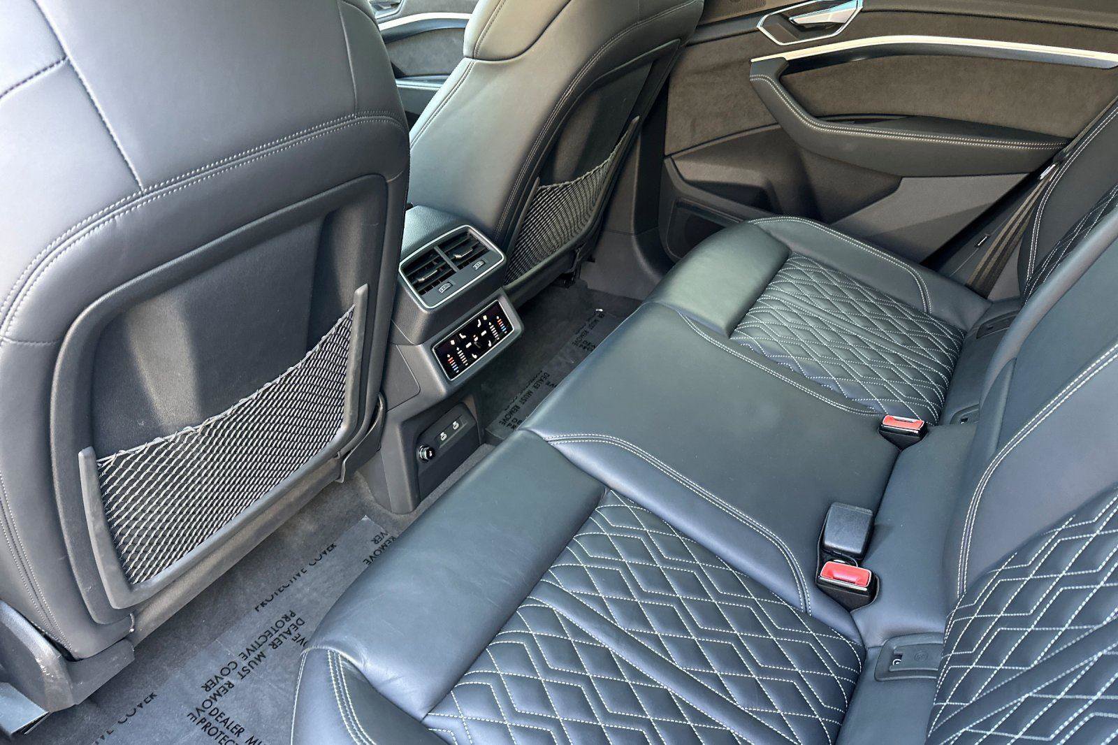 Used 2023 Audi e-tron S Premium Plus w/ Black Optic Package image 12