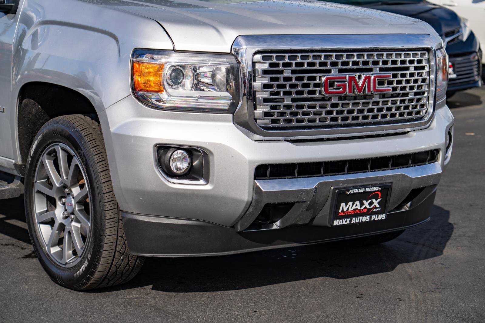 Used 2018 GMC Canyon Denali AWD/4WD image 6
