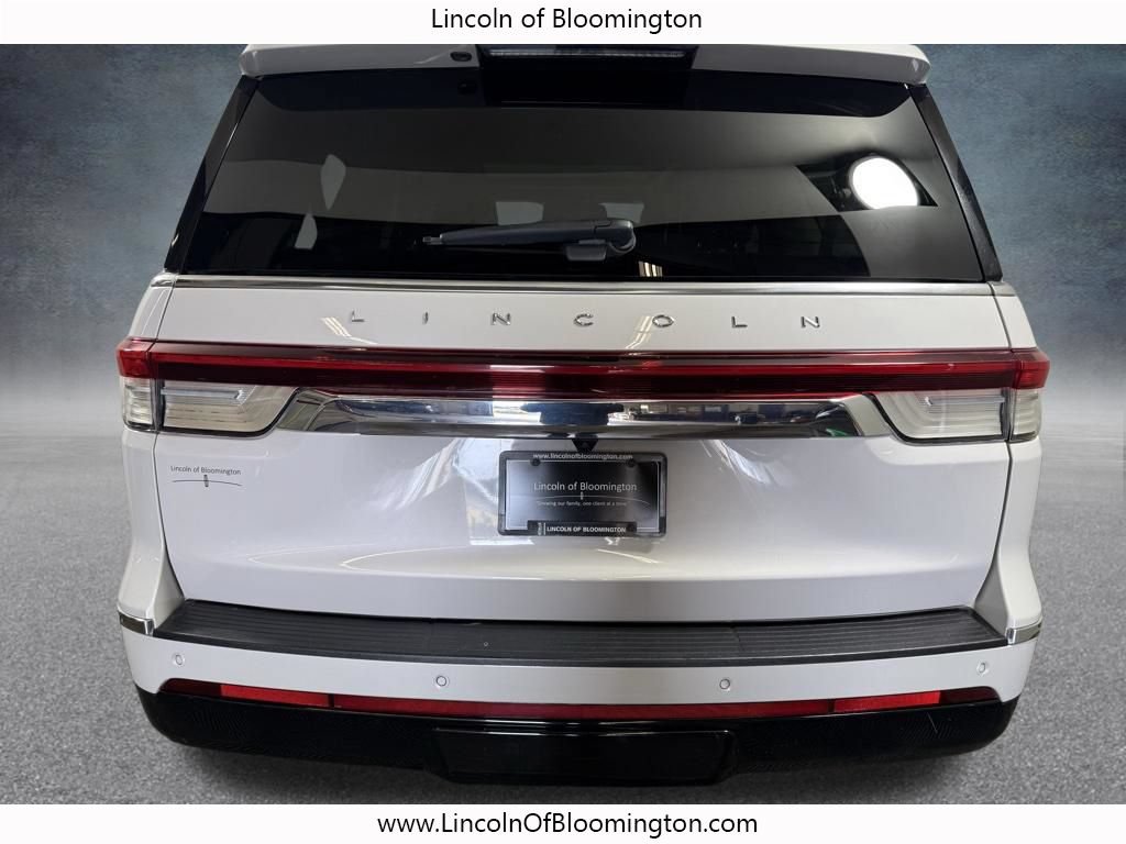 Certified 2024 Lincoln Navigator L Reserve AWD/4WD image 7