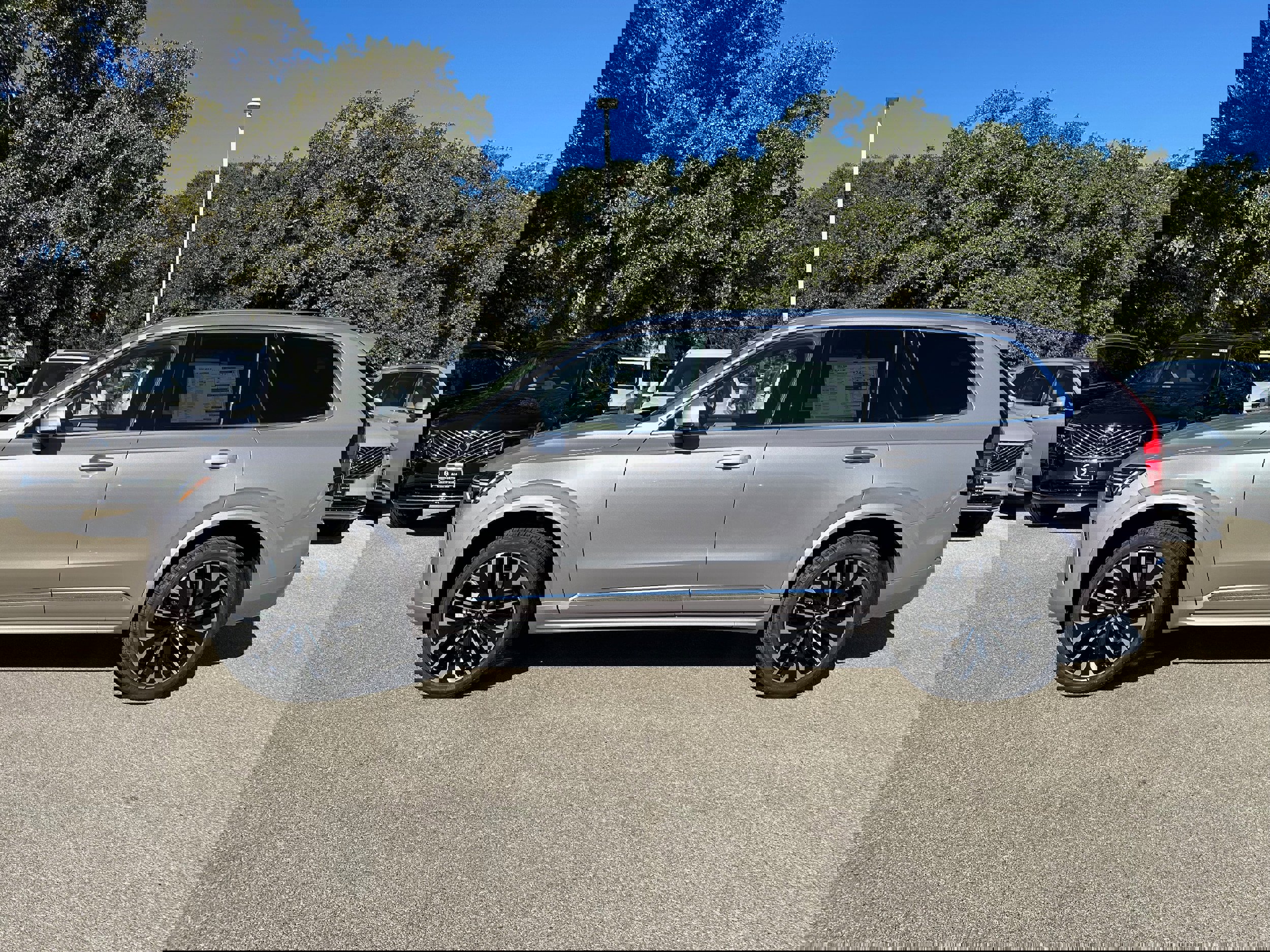 New 2026 Volvo XC90 B5 Core image 3