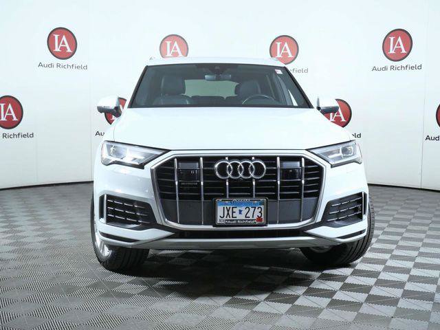 Used 2023 Audi Q7 2.0T Premium w/ Convenience Package AWD/4WD image 3