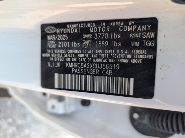 Used 2025 Hyundai Venue SEL FWD image 35