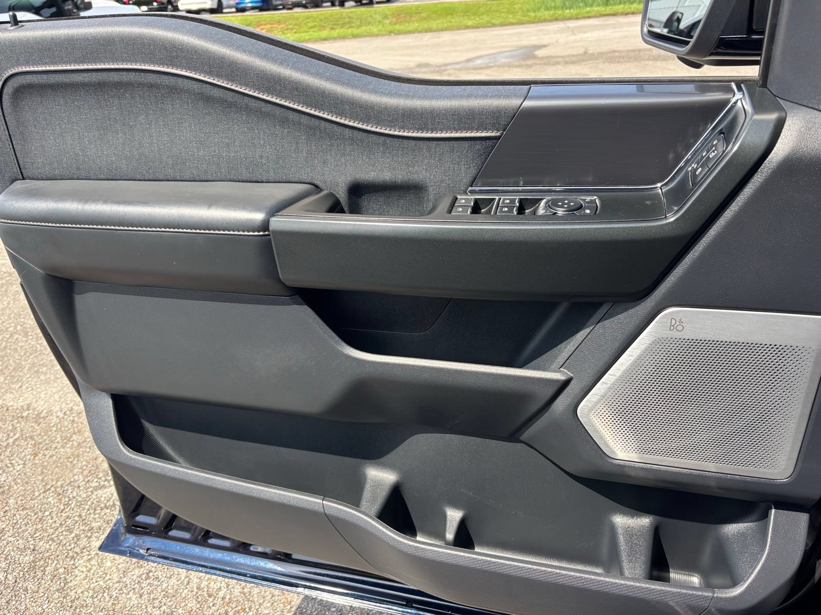 Used 2023 Ford F150 Raptor AWD/4WD image 13