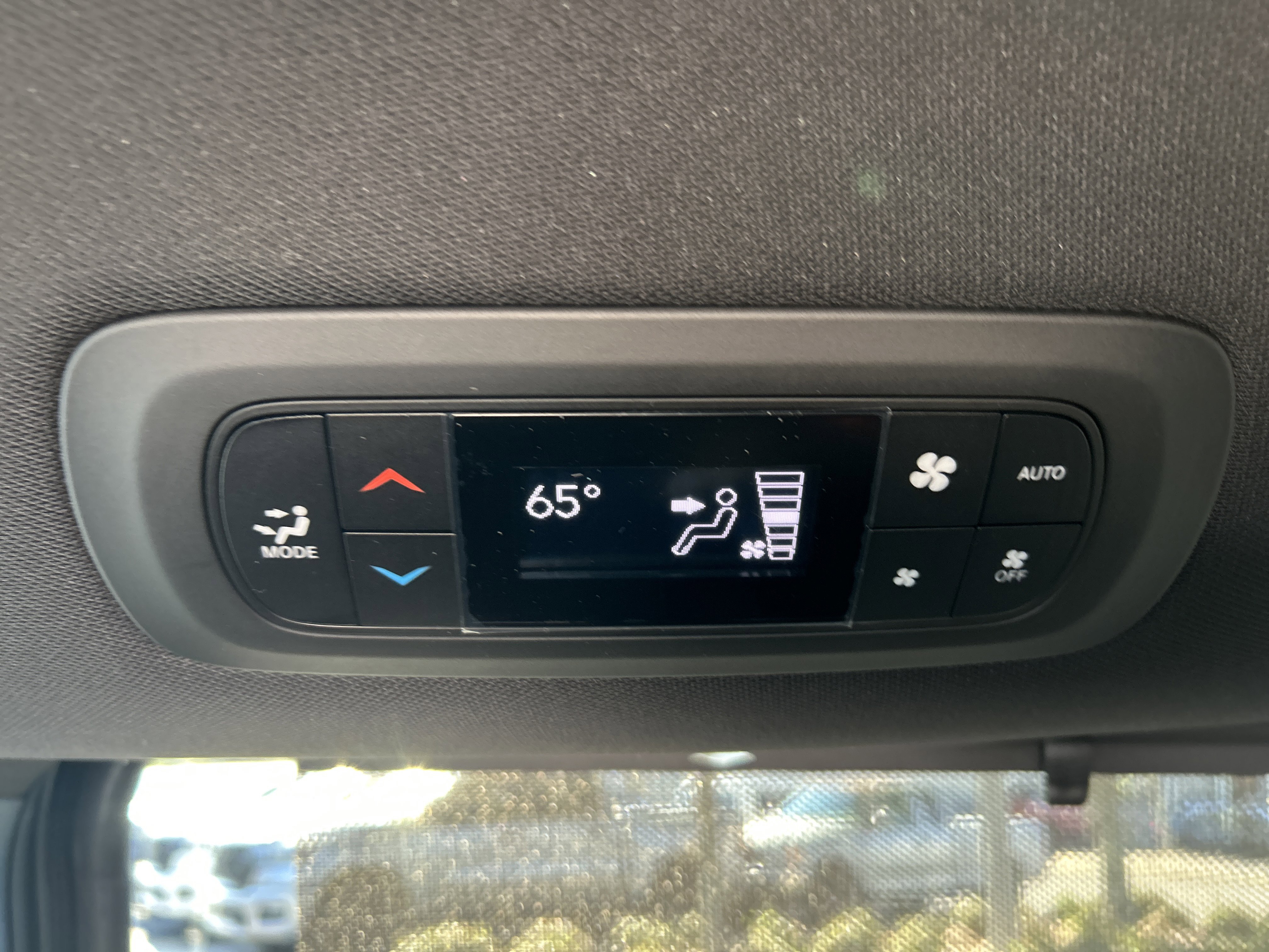 New 2026 Chrysler Pacifica Select image 57