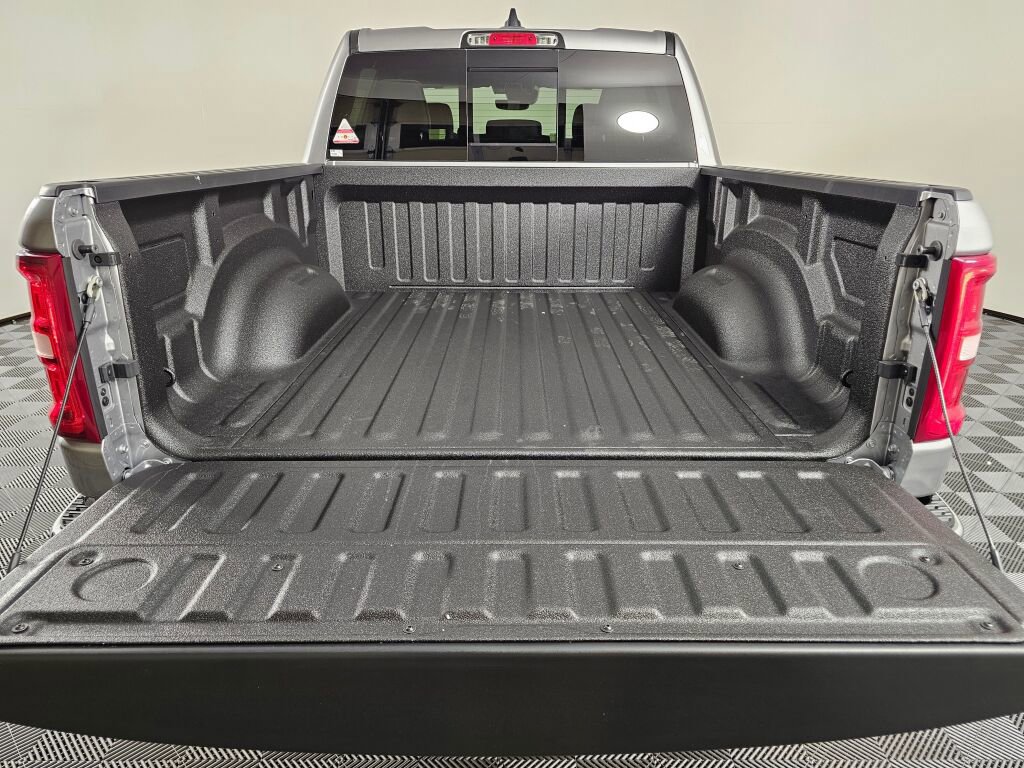 New 2025 RAM 1500 Laramie image 14