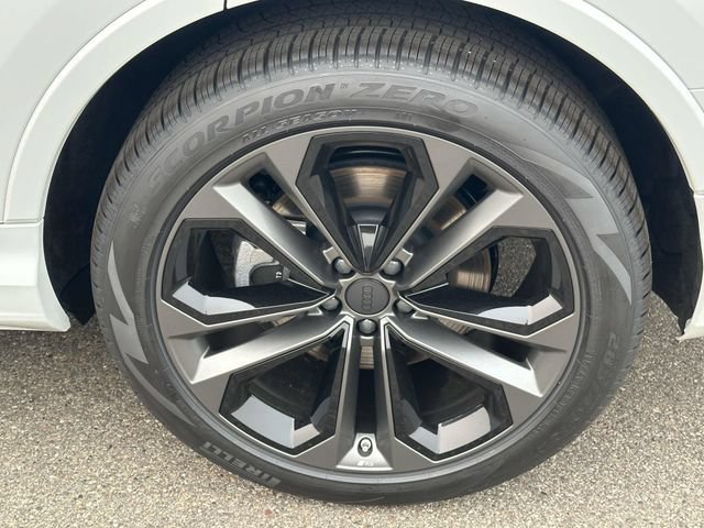 New 2026 Audi Q7 2.0T Premium Plus AWD/4WD image 4