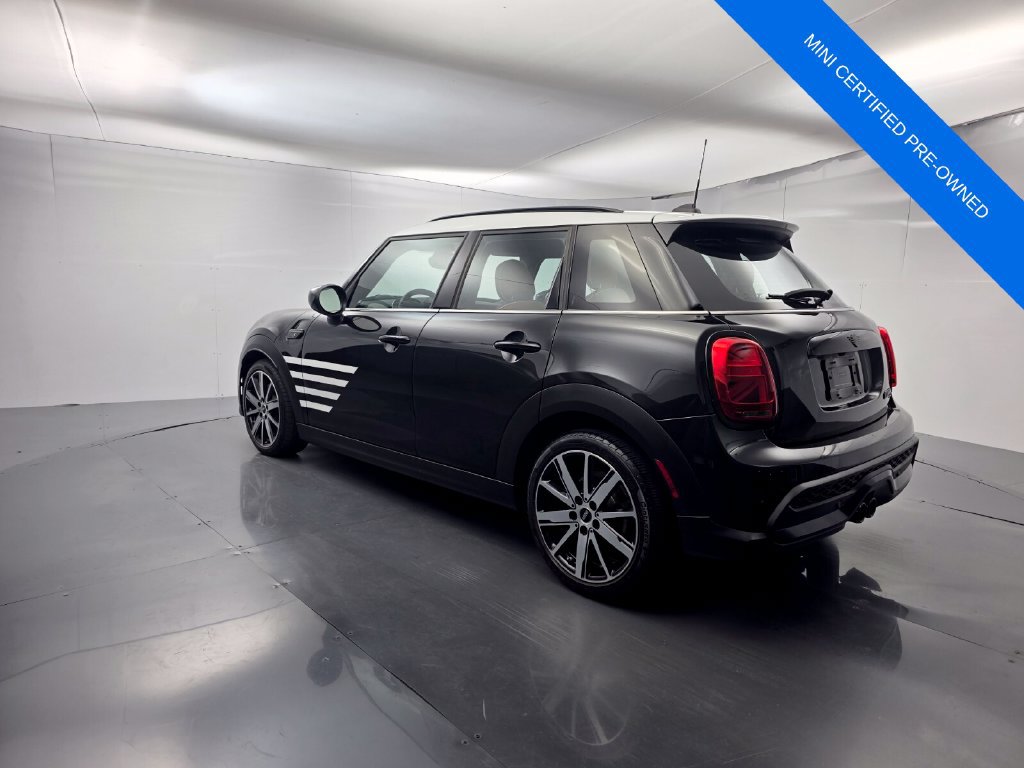 Used 2024 MINI Cooper S w/ Signature Upholstery Package FWD image 4