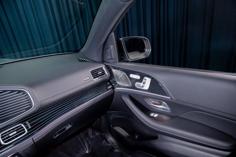 New 2026 Mercedes-Benz GLS 580 4MATIC image 29