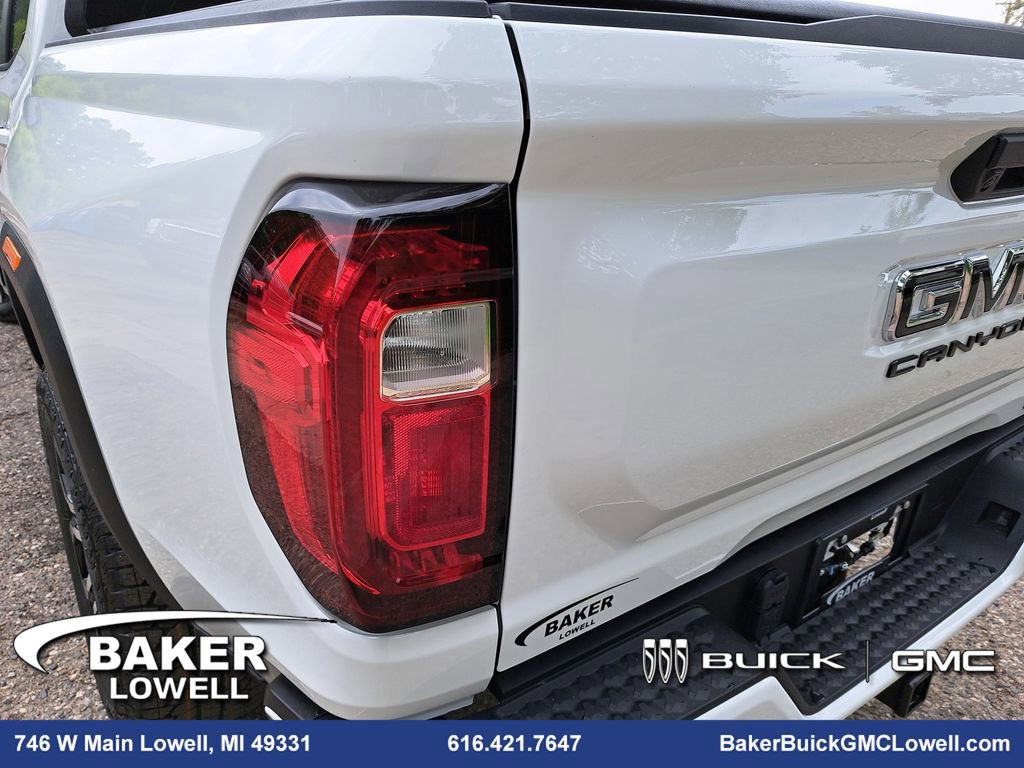 New 2025 GMC Canyon AT4 w/ Nightfall Edition image 33