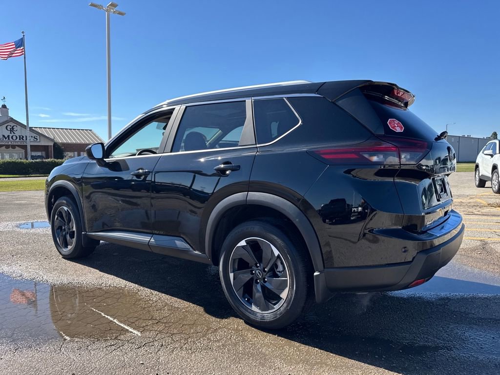 New 2026 Nissan Rogue SV w/ SV Premium Package image 3