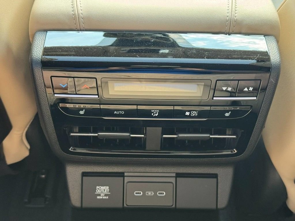 Certified 2026 Acura MDX w/ Advance Package AWD/4WD image 14