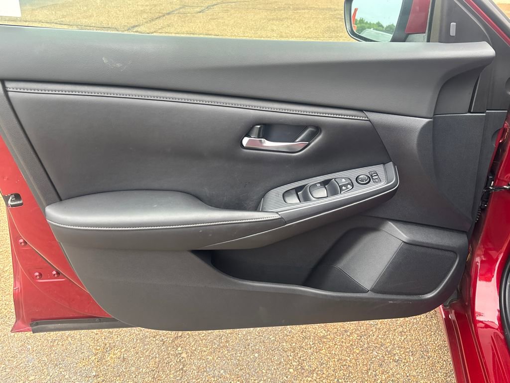 Used 2020 Nissan Sentra SV w/ Electronics Package FWD image 8