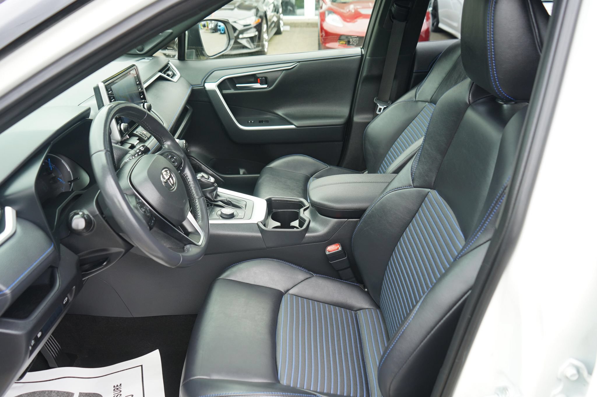 Used 2019 Toyota RAV4 XSE AWD/4WD image 13