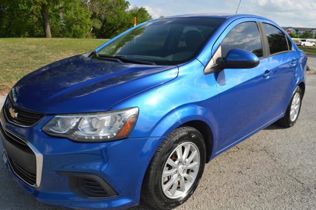 Used 2018 Chevrolet Sonic LS image 3