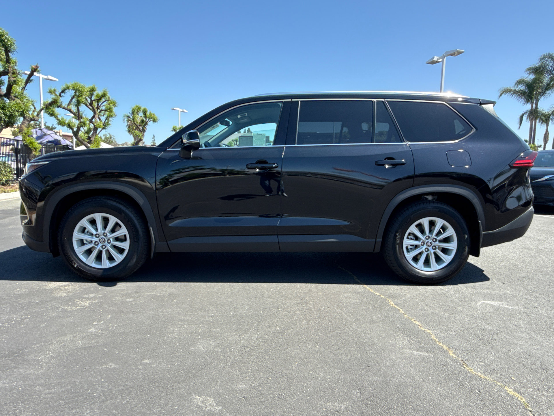 Certified 2026 Toyota Grand Highlander XLE image 9