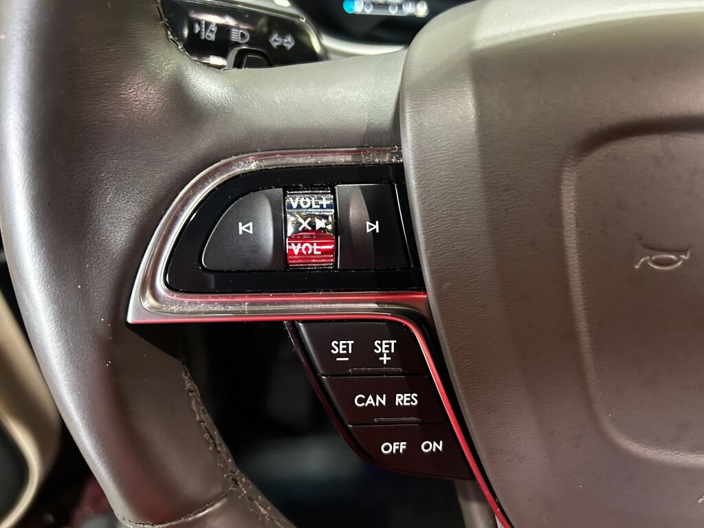 Used 2020 Lincoln Nautilus Reserve AWD/4WD image 9