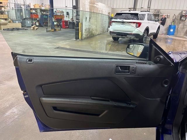Used 2014 Ford Mustang Coupe image 13
