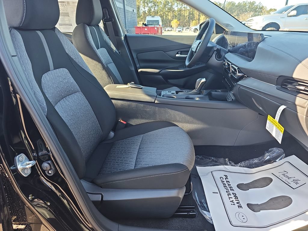 New 2026 Nissan Sentra SV w/ SV Convenience Package FWD image 13