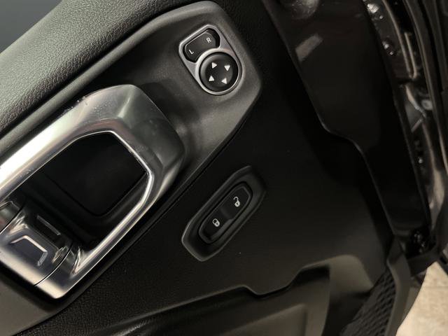 New 2026 Jeep Gladiator Sport image 28