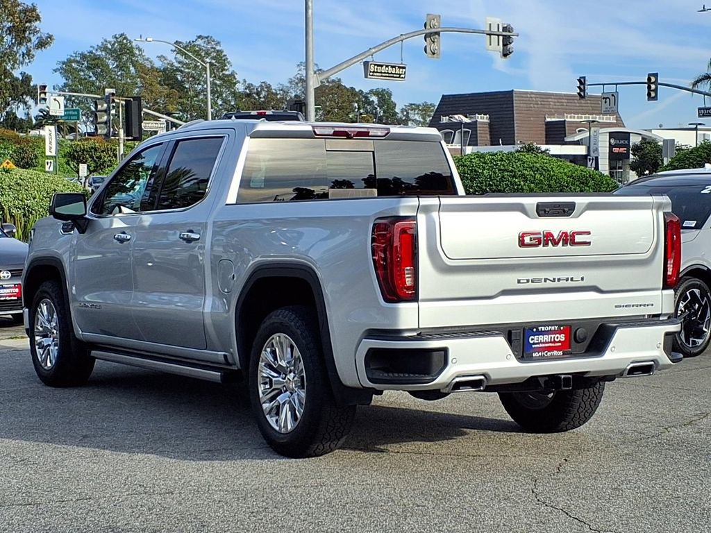 Used 2022 GMC Sierra 1500 Denali image 2