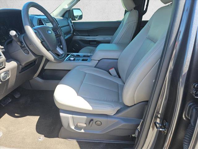 Used 2020 Ford Expedition XLT w/ Equipment Group 202A RWD image 13