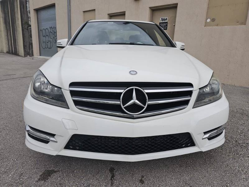 Used 2014 Mercedes-Benz C 250 Sedan image 9